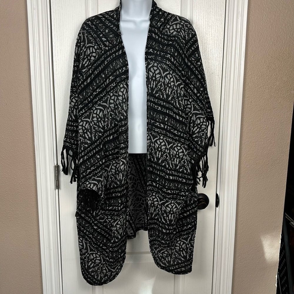 FREE PEOPLE Women's One Size Long Oversized Boho Ethnic Fringe Kimono Cardigan